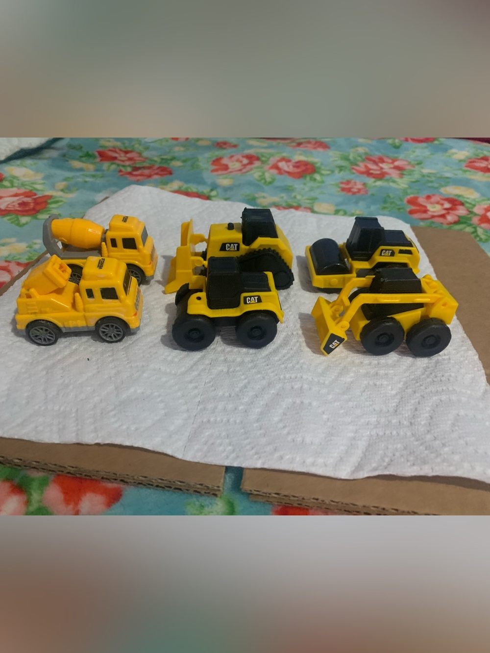 Cat & Engineering Vehicle Construction Trucks Lot 6